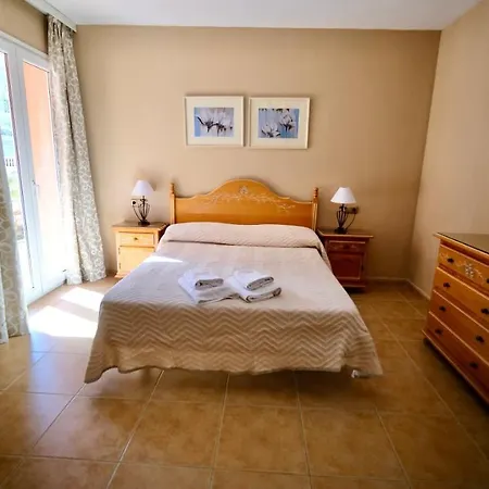 马贝拉普拉亚真实俱乐部海滩度假酒店 *