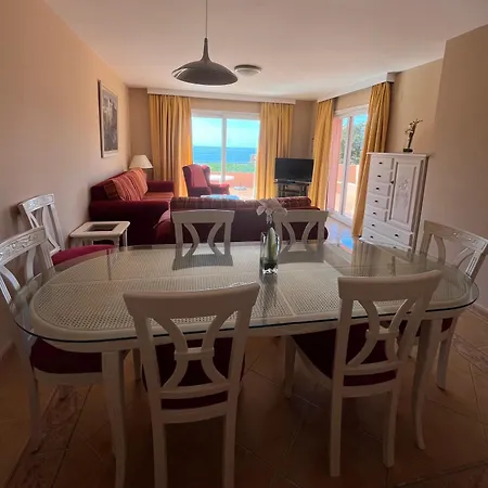 马贝拉普拉亚真实俱乐部海滩度假酒店 *