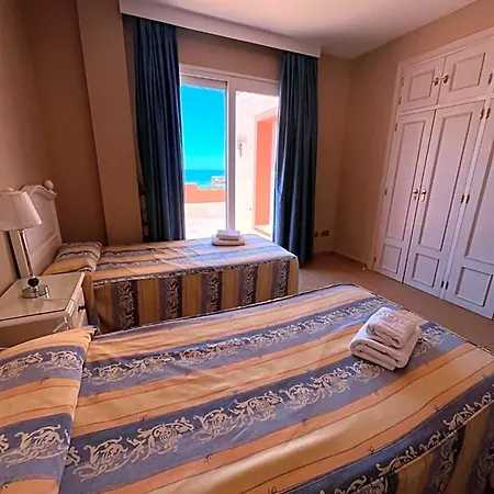 Apartment At Club Playa Real Marbella