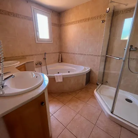 Apartment At Club Playa Real *