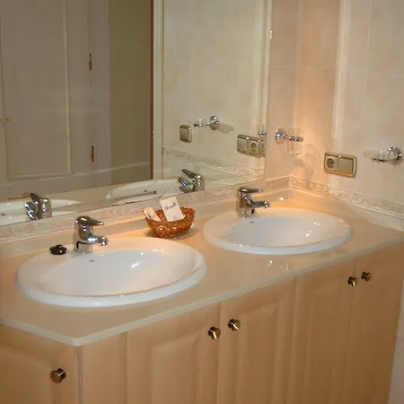 Apartment At Club Playa Real Marbella