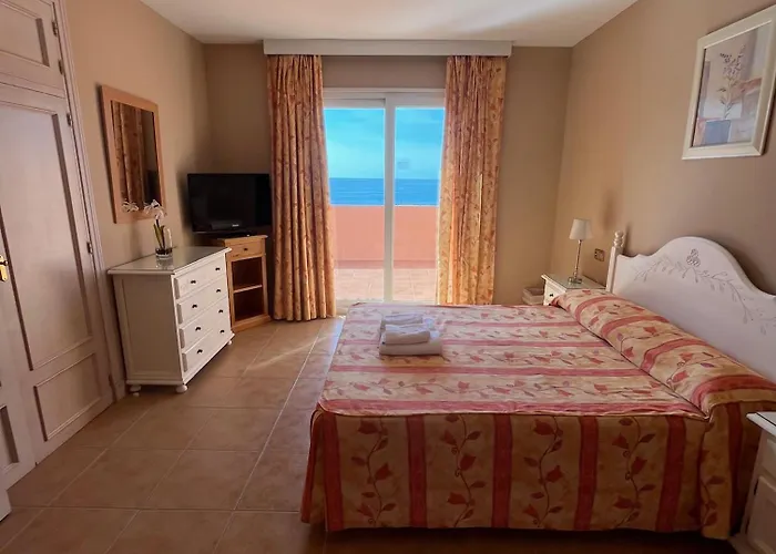 At Club Playa Real Apartament Marbella